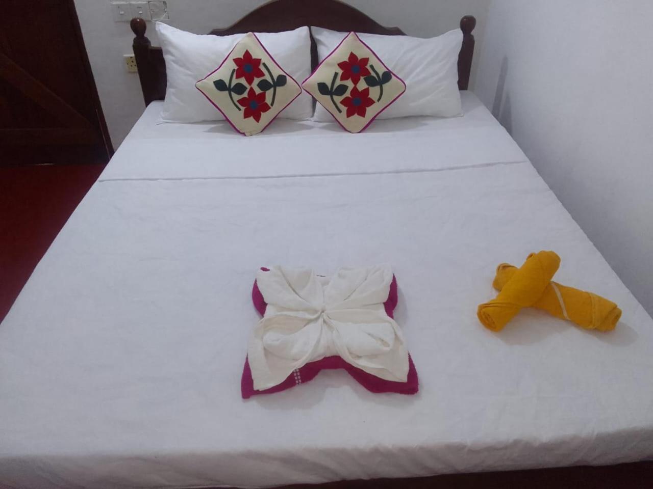 Winstar Homestay Sigirija Zewnętrze zdjęcie